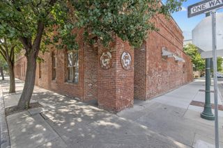 401 W Center Avenue, Visalia, CA 93291