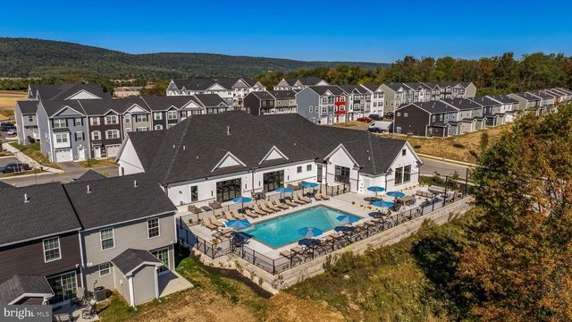 2918 HICKORYWOOD LANE, Harrisburg, PA 17110
