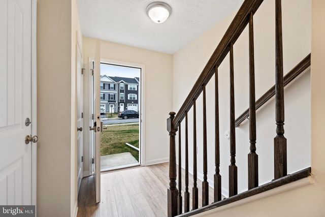 2918 HICKORYWOOD LANE, Harrisburg, PA 17110