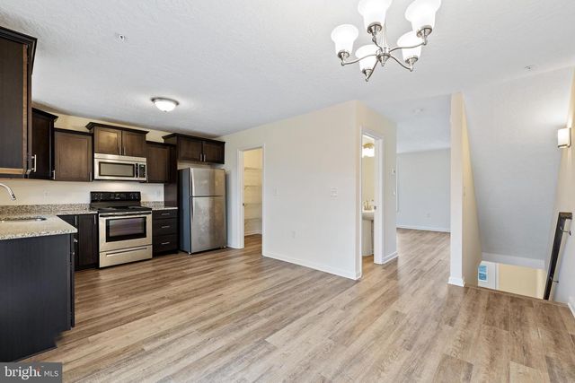 2918 HICKORYWOOD LANE, Harrisburg, PA 17110