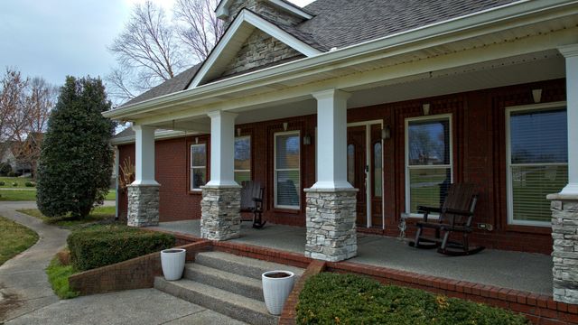 272 Davis Rd, Lebanon, TN 37087