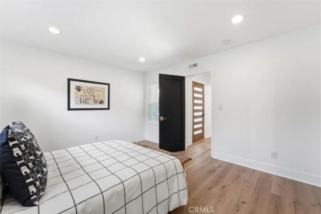 2048 Sinaloa Avenue, Altadena, CA 91001