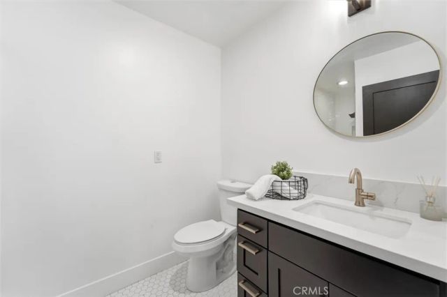 2048 Sinaloa Avenue, Altadena, CA 91001