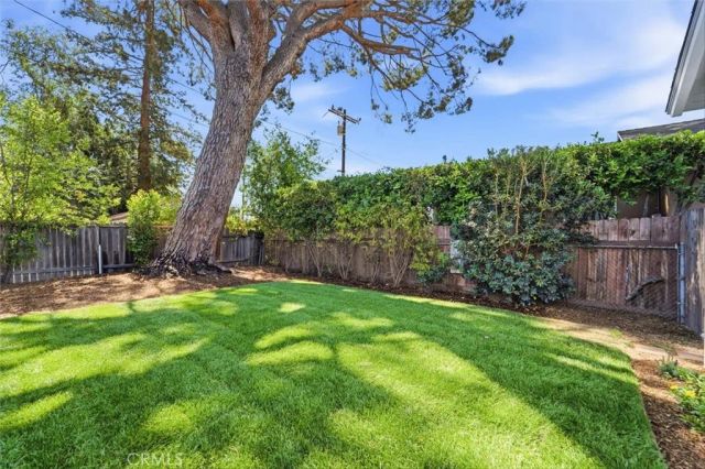 2048 Sinaloa Avenue, Altadena, CA 91001