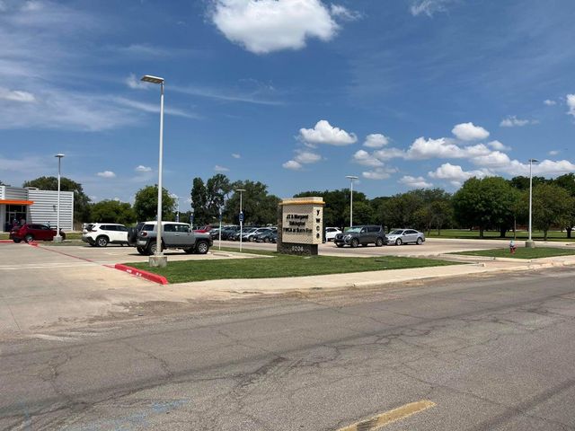 2816 58th Street, Lubbock, TX 79413