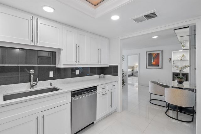3456 S Ocean Boulevard 802, Palm Beach, FL 33480