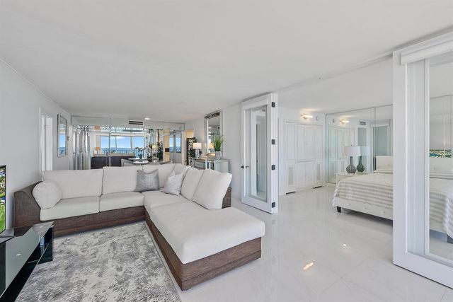 3456 S Ocean Boulevard 802, Palm Beach, FL 33480