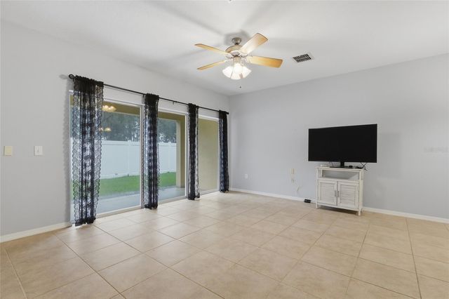 20456 NEEDLETREE DRIVE, Tampa, FL 33647