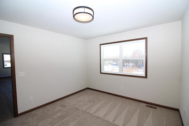 420 Parker DRIVE, Genoa City, WI 53128