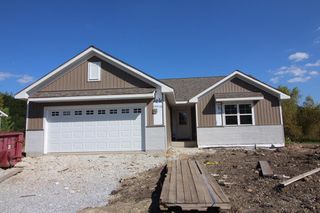 420 Parker DRIVE, Genoa City, WI 53128
