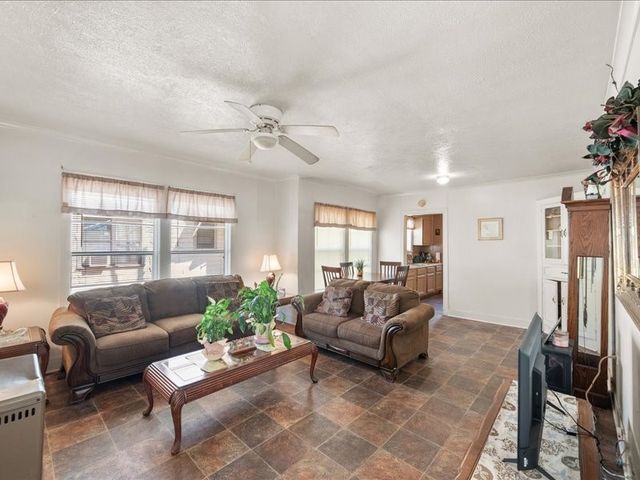 1215 N Confederate Avenue, Tyler, TX 75702