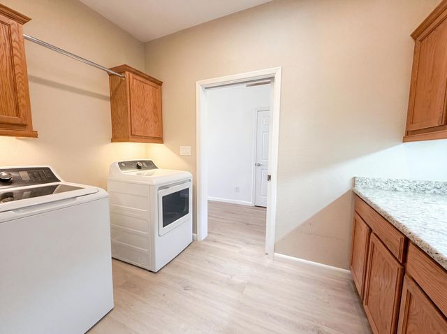 1625 35th Street SE, Rio Rancho, NM 87124