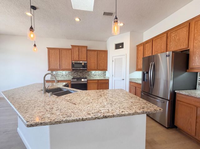 1625 35th Street SE, Rio Rancho, NM 87124
