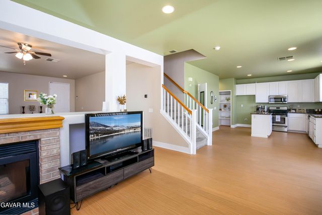 40422 Maravilla Drive, Palmdale, CA 93550