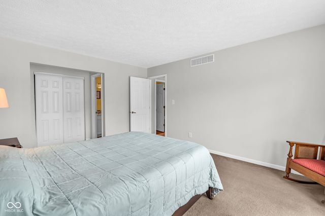 7907 Hunters Path, Indianapolis, IN 46214