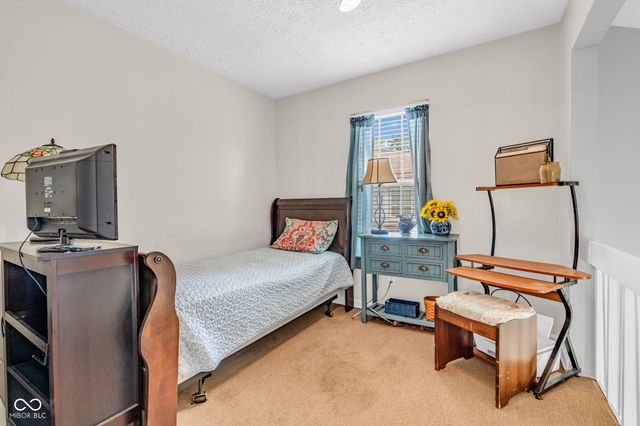 7907 Hunters Path, Indianapolis, IN 46214