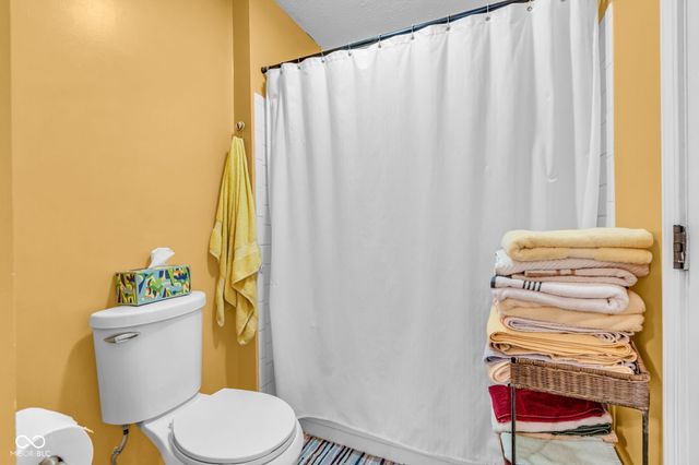 7907 Hunters Path, Indianapolis, IN 46214