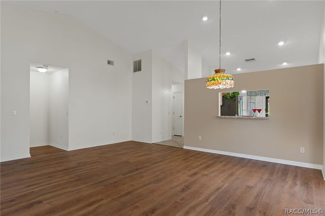 1581 N Endicott Point, Crystal River, FL 34429