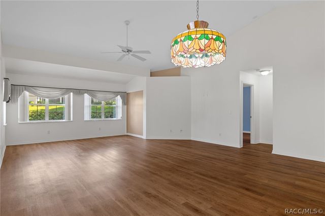 1581 N Endicott Point, Crystal River, FL 34429