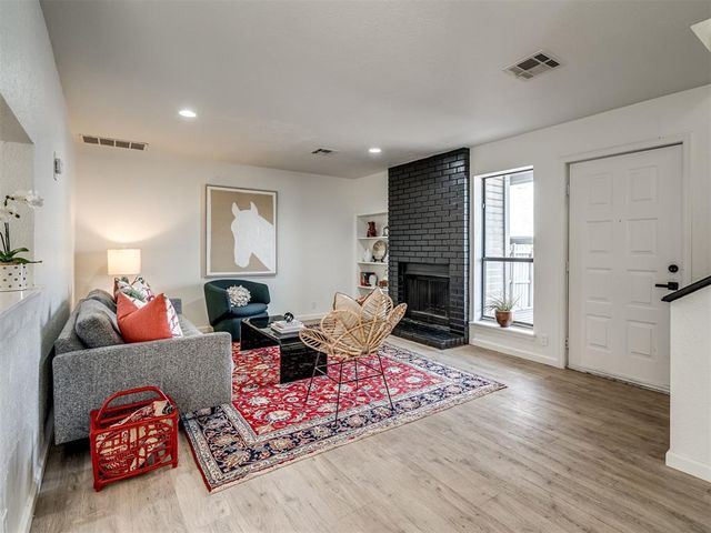 11403 Springhollow Road 201, Oklahoma City, OK 73120