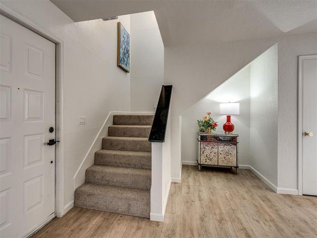 11403 Springhollow Road 201, Oklahoma City, OK 73120