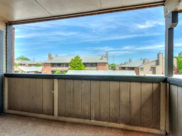 11403 Springhollow Road 201, Oklahoma City, OK 73120