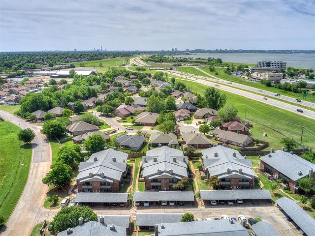 11403 Springhollow Road 201, Oklahoma City, OK 73120
