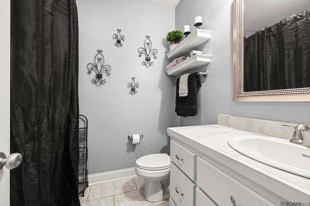 10836 Field Pointe Dr, Denham Springs, LA 70726