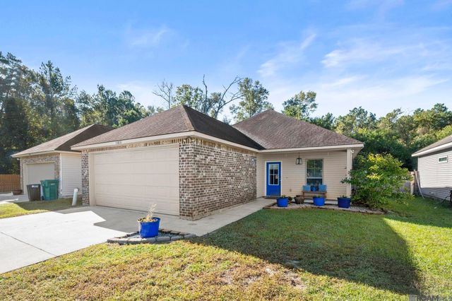 10836 Field Pointe Dr, Denham Springs, LA 70726