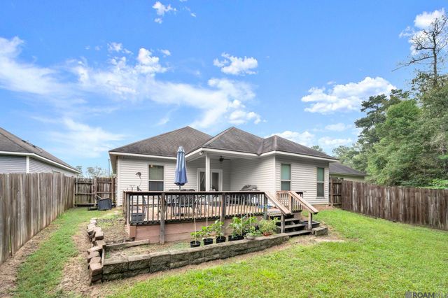 10836 Field Pointe Dr, Denham Springs, LA 70726