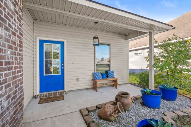 10836 Field Pointe Dr, Denham Springs, LA 70726