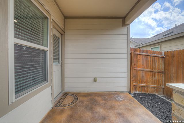 124 Field Ridge, New Braunfels, TX 78130