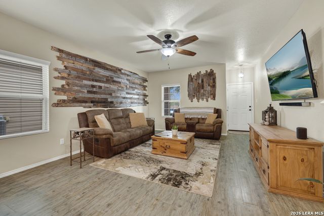 124 Field Ridge, New Braunfels, TX 78130