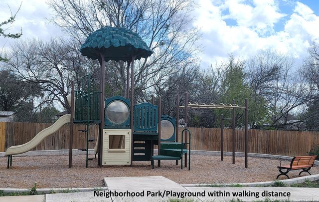 124 Field Ridge, New Braunfels, TX 78130