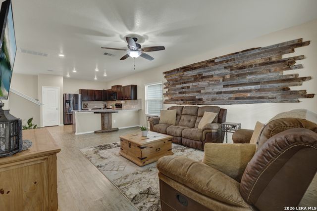 124 Field Ridge, New Braunfels, TX 78130