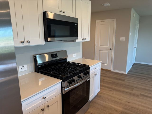 16608 Port Arthur, Justin, TX 76247