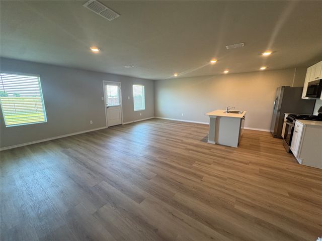 16608 Port Arthur, Justin, TX 76247