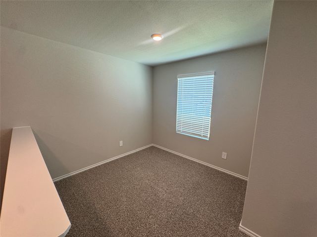 16608 Port Arthur, Justin, TX 76247