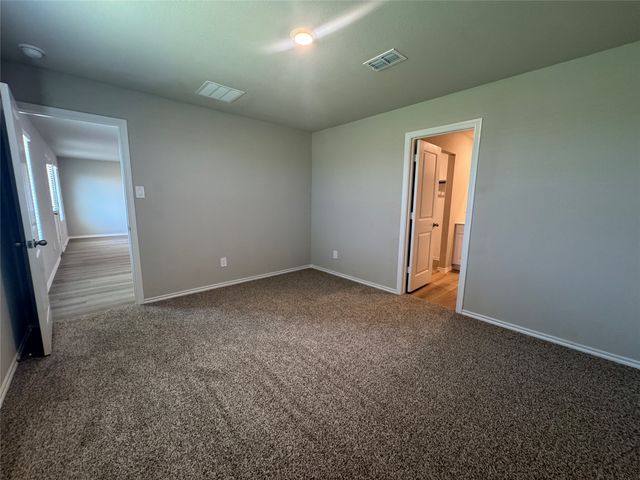 16608 Port Arthur, Justin, TX 76247