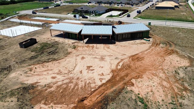 16608 Port Arthur, Justin, TX 76247