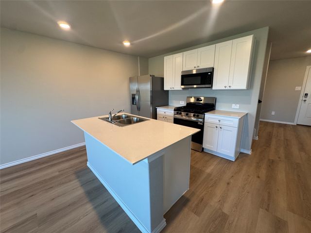 16608 Port Arthur, Justin, TX 76247