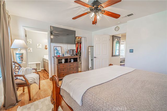 625 Meadow Grove Ct, Bakersfield, CA 93308