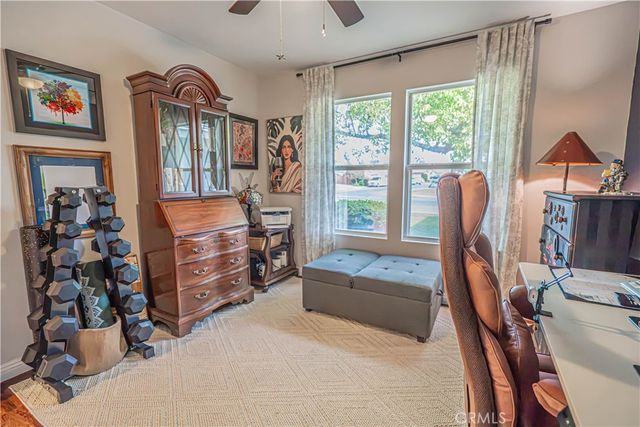 625 Meadow Grove Ct, Bakersfield, CA 93308