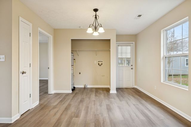 120 Kenwood Dr, Portland, TN 37148