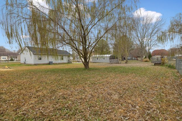 120 Kenwood Dr, Portland, TN 37148