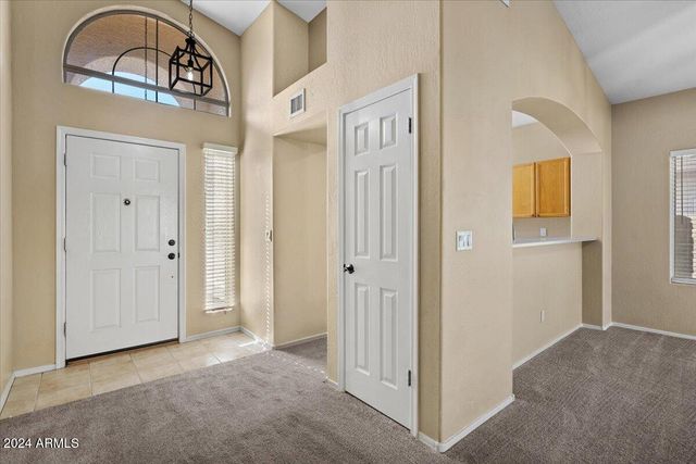 1310 E SHEENA Drive, Phoenix, AZ 85022