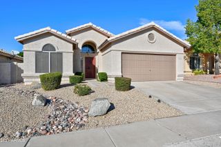 1310 E SHEENA Drive, Phoenix, AZ 85022