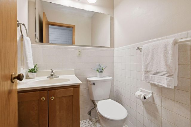 3511 37th Avenue NE, Saint Anthony, MN 55421