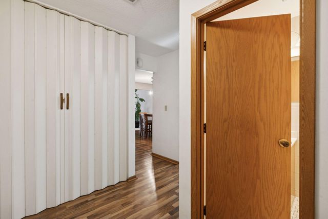 3511 37th Avenue NE, Saint Anthony, MN 55421