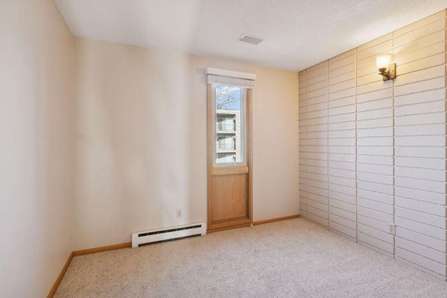 3511 37th Avenue NE, Saint Anthony, MN 55421